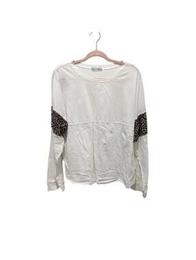 Sunshine & Rodeos white longsleeve w/leopard print, women’s XL